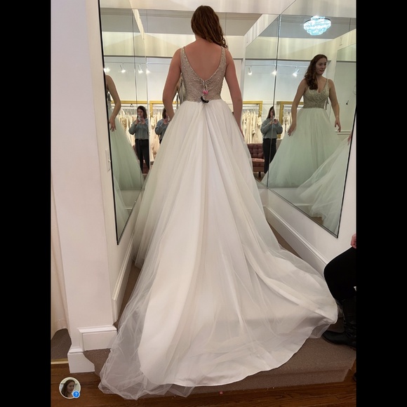 Sottero and Midgley Bardot Gown - Picture 6 of 8